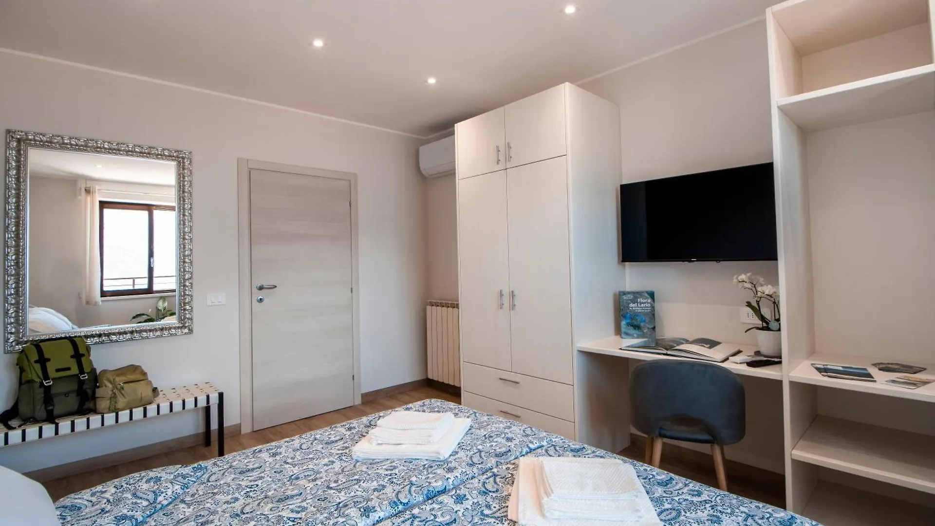 Casa La Montiva - Musso Como Lake Apartment With View 0*,  Ιταλία