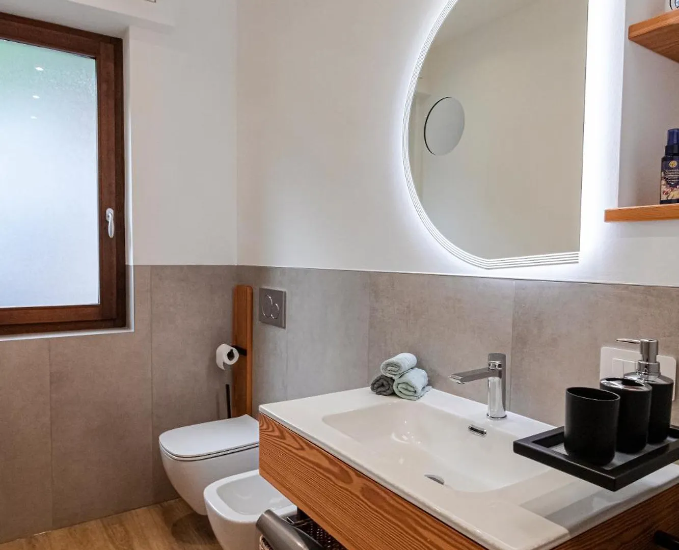 Casa La Montiva - Musso Como Lake Apartment With View